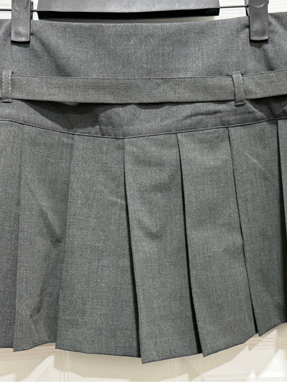 Zara Dark Charcoal Pleated Mini Skirt - Picture 3 of 8